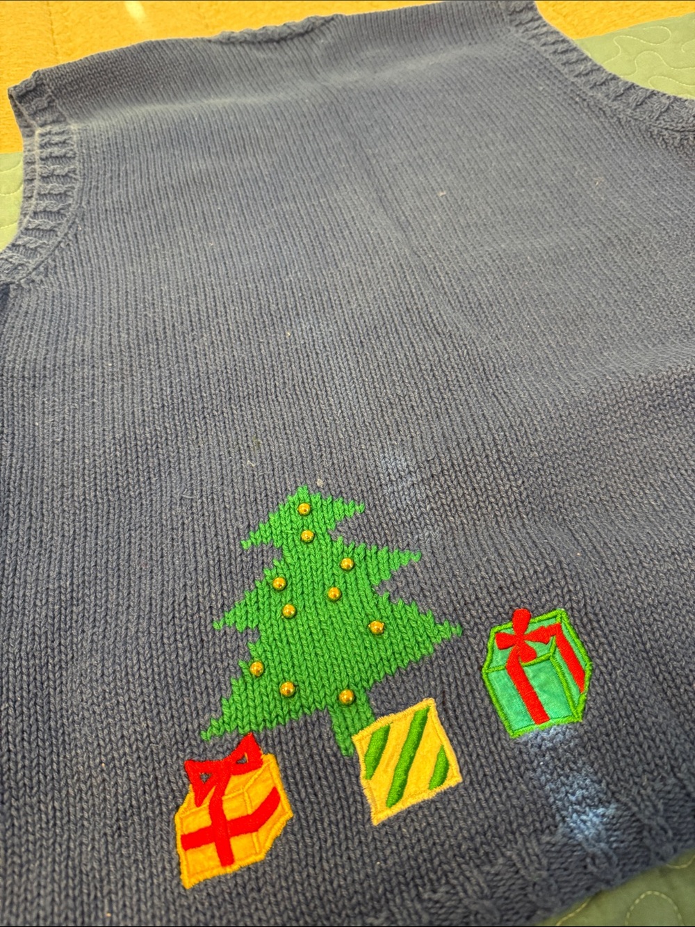 Vintage Talbots Knitted Blue Holiday Sweater Vest - Picture 5 of 6